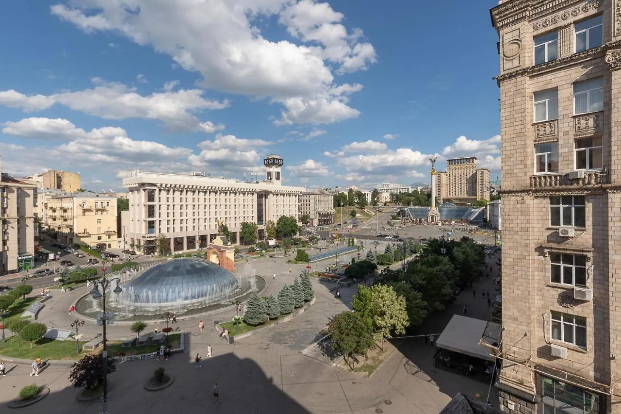 View on Maidan&Kreschatyk Kijów Ukraina
